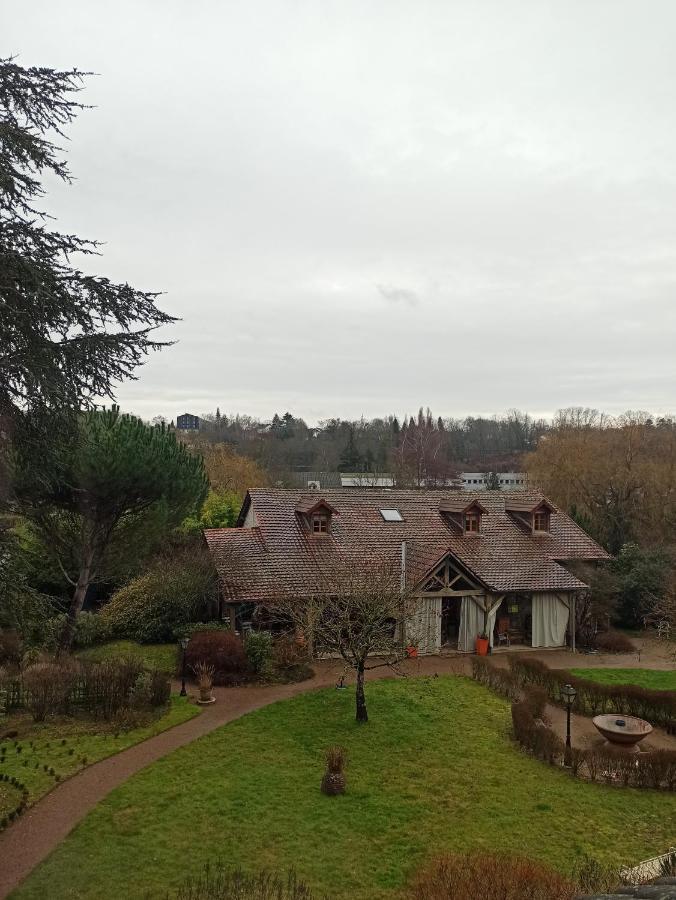 Le Poudrier Hotel ลิมอจส์ ภายนอก รูปภาพ