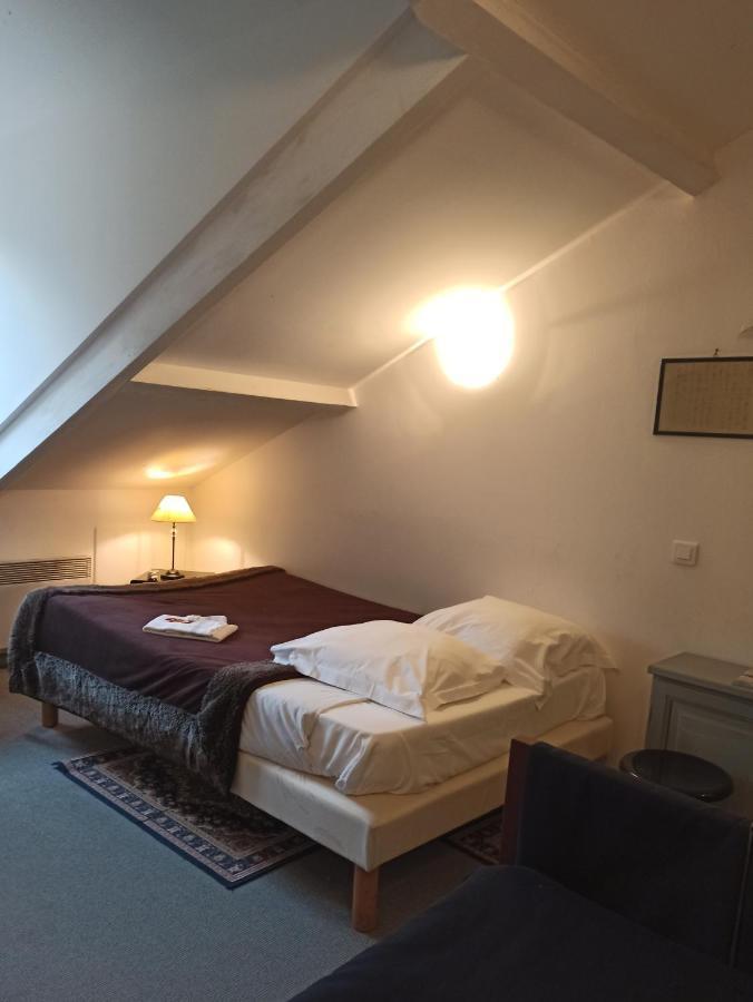 Le Poudrier Hotel ลิมอจส์ ภายนอก รูปภาพ
